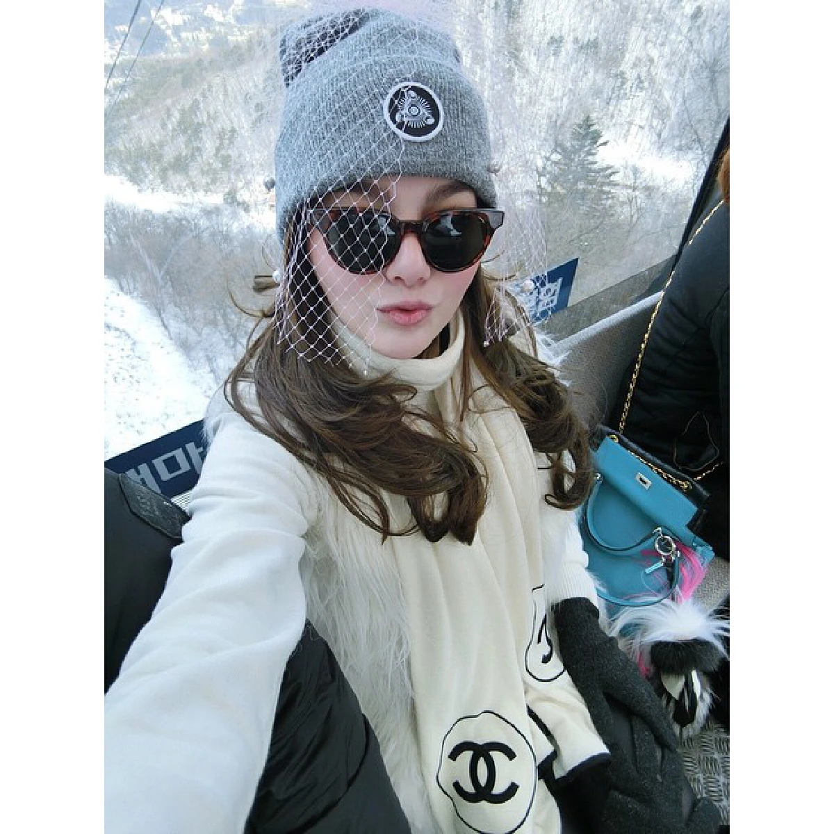 "ดิว"ควง"ไผ่ วันพอยท์"สวีทหวานส่งท้ายปีที่เกาหลี