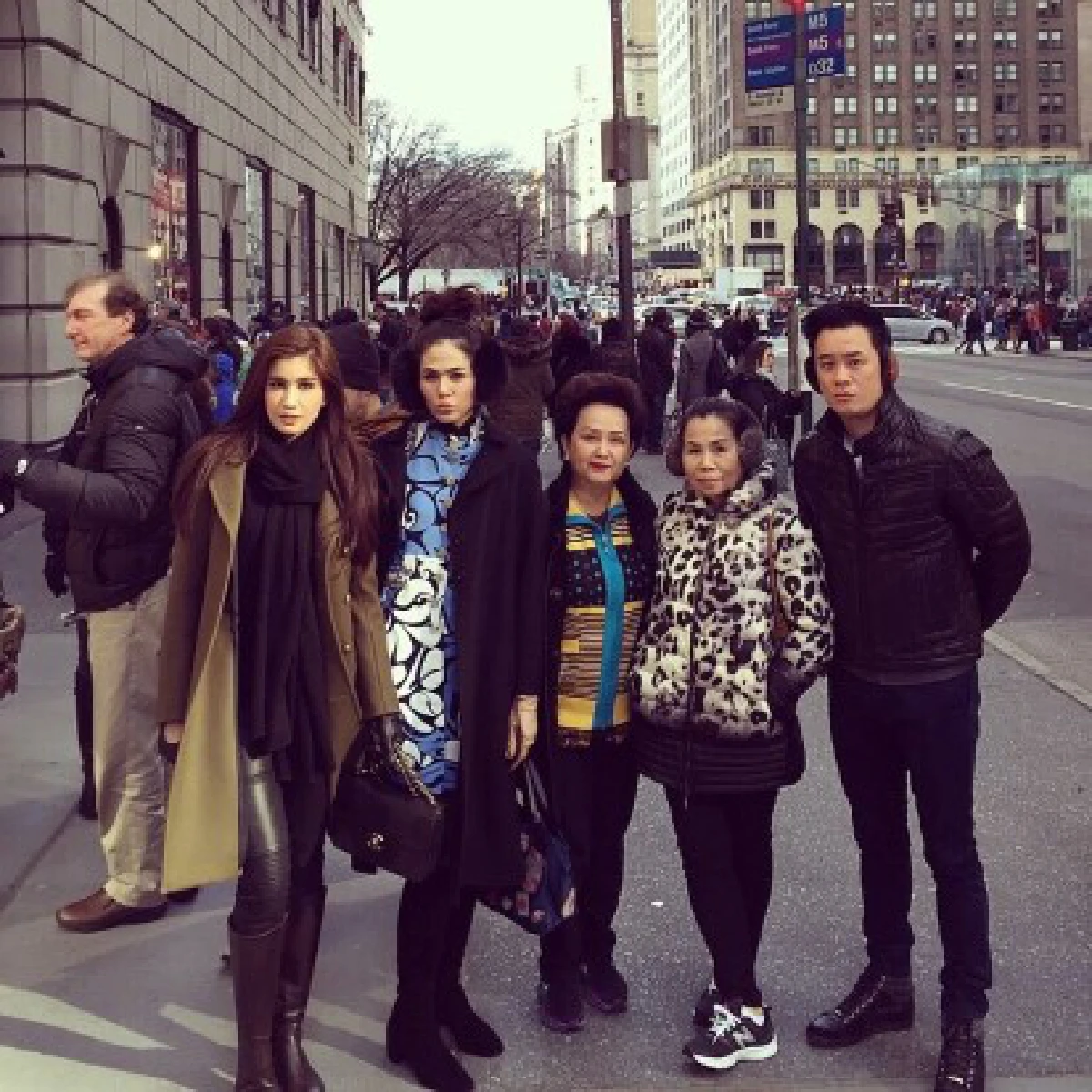 ชมพู่-ปู ควงหวานใจเที่ยวนิวยอร์กพร้อมครอบครัว