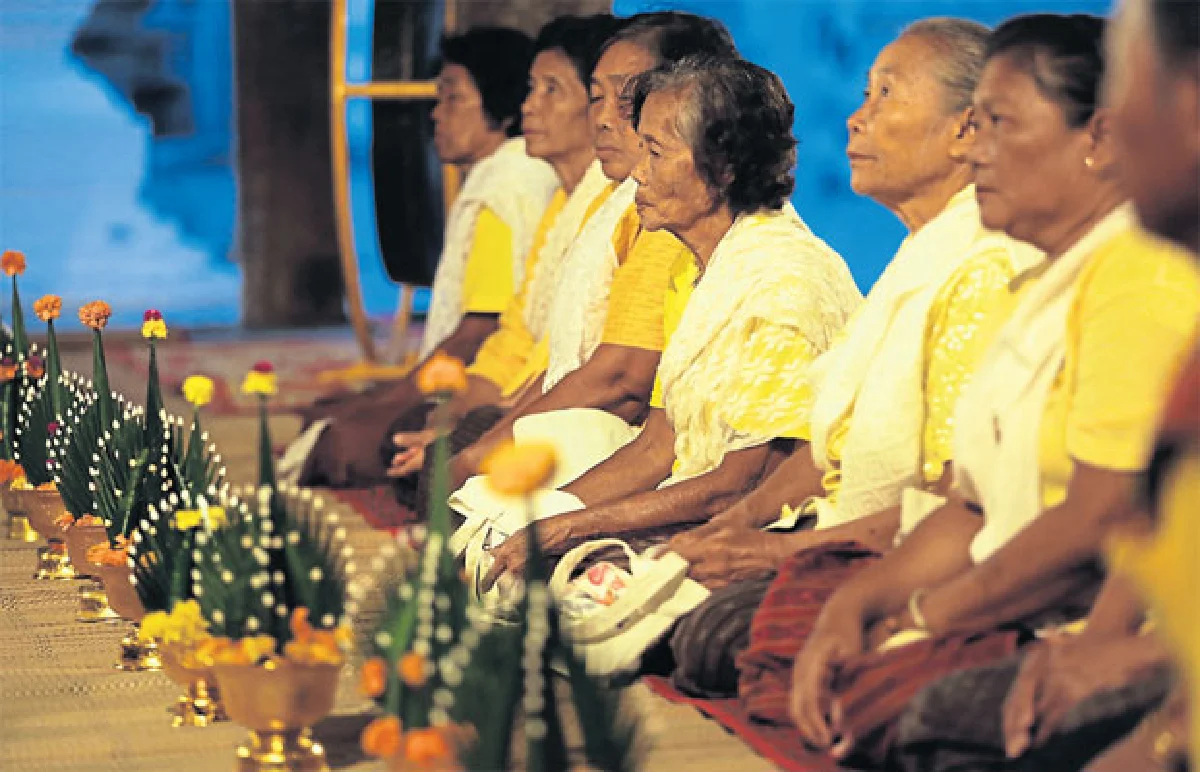 ธรรมาสน์สิงห์เทินบุษบก แห่งเดียวในไทย