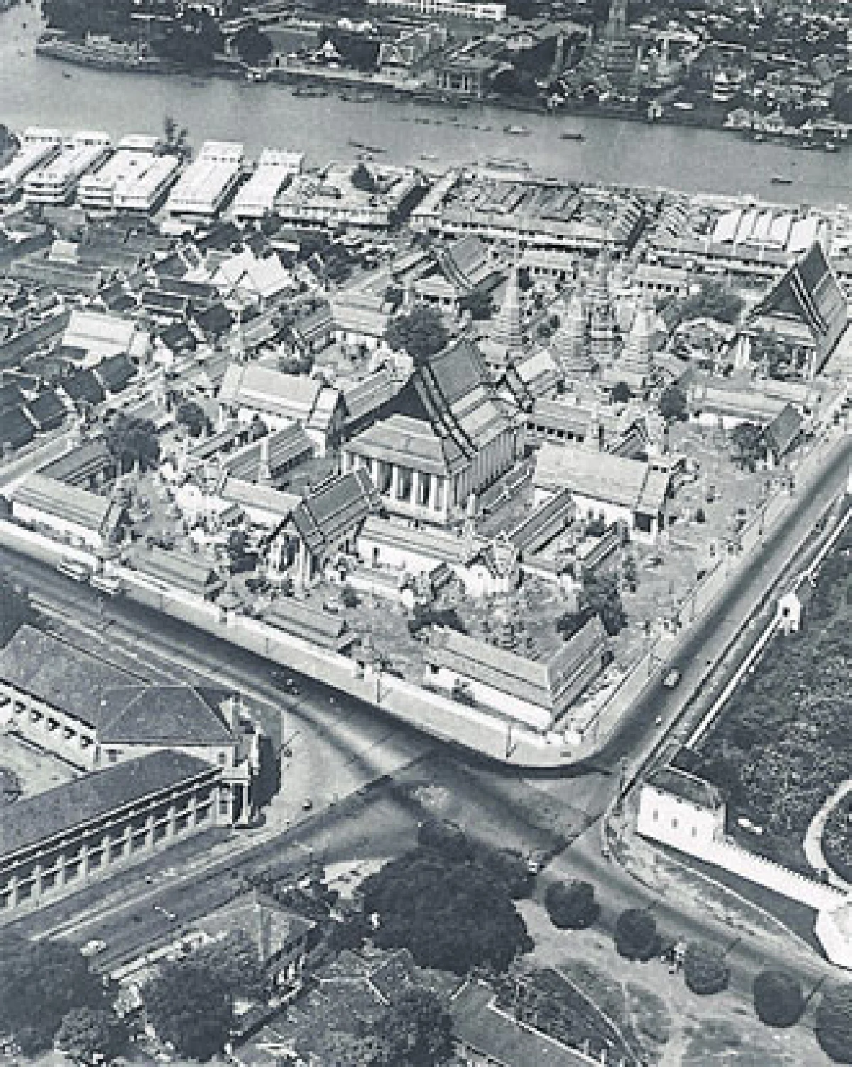 วัดโพธิ์ วัดตั้งต้นแห่งกรุงรัตนโกสินทร์