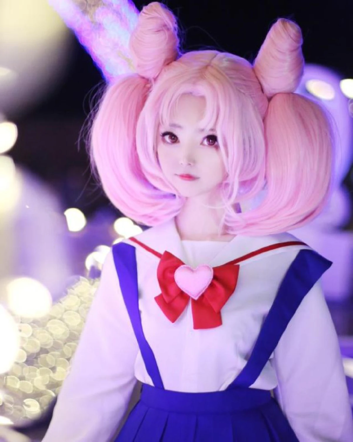 วิจารณ์สนั่น! "สาวคอสเพลย์" ศัลยกรรมหรือสวยโฟโต้ช็อป(ชมภาพชุด)