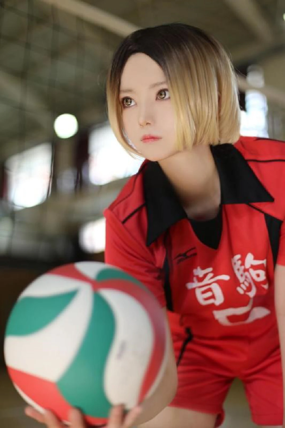 วิจารณ์สนั่น! "สาวคอสเพลย์" ศัลยกรรมหรือสวยโฟโต้ช็อป(ชมภาพชุด)