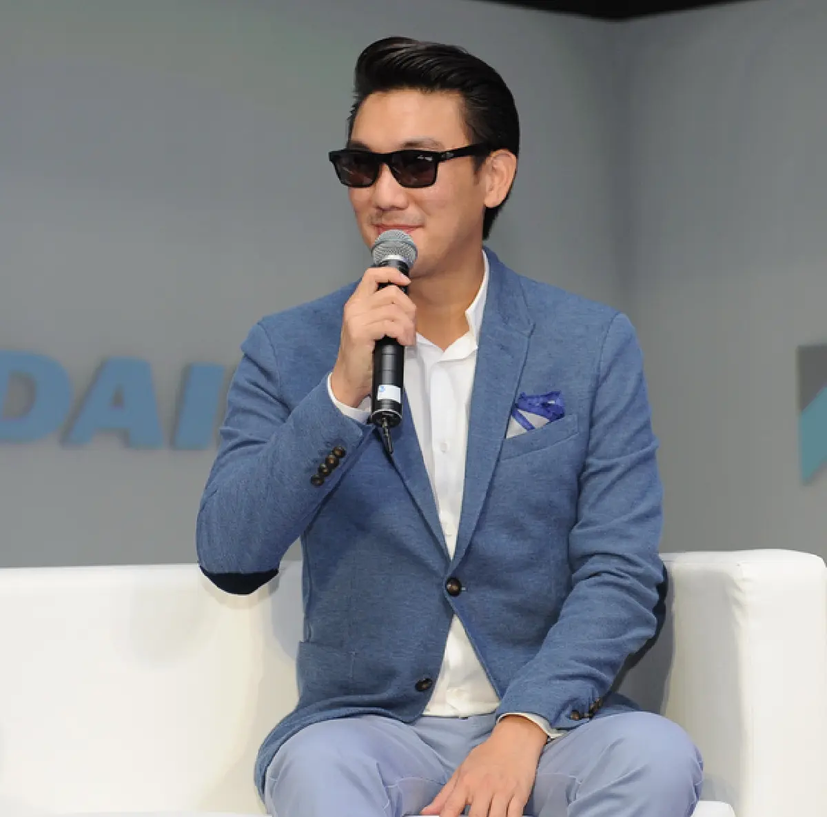 ความสุขใกล้ๆ กับใจสุภาพบุรุษรักษ์โลก นาม..บุรินทร์ บุญวิสุทธิ์