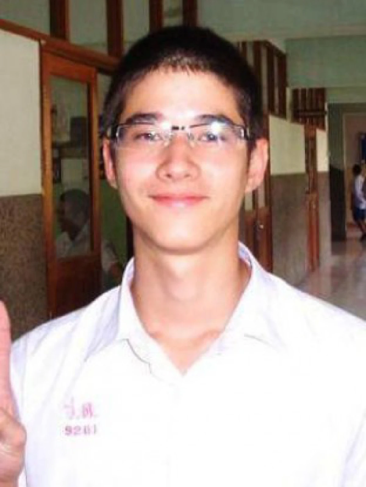 ย้อนวัยเด็ก!เหล่าดาราคนดังในชุดนักเรียน