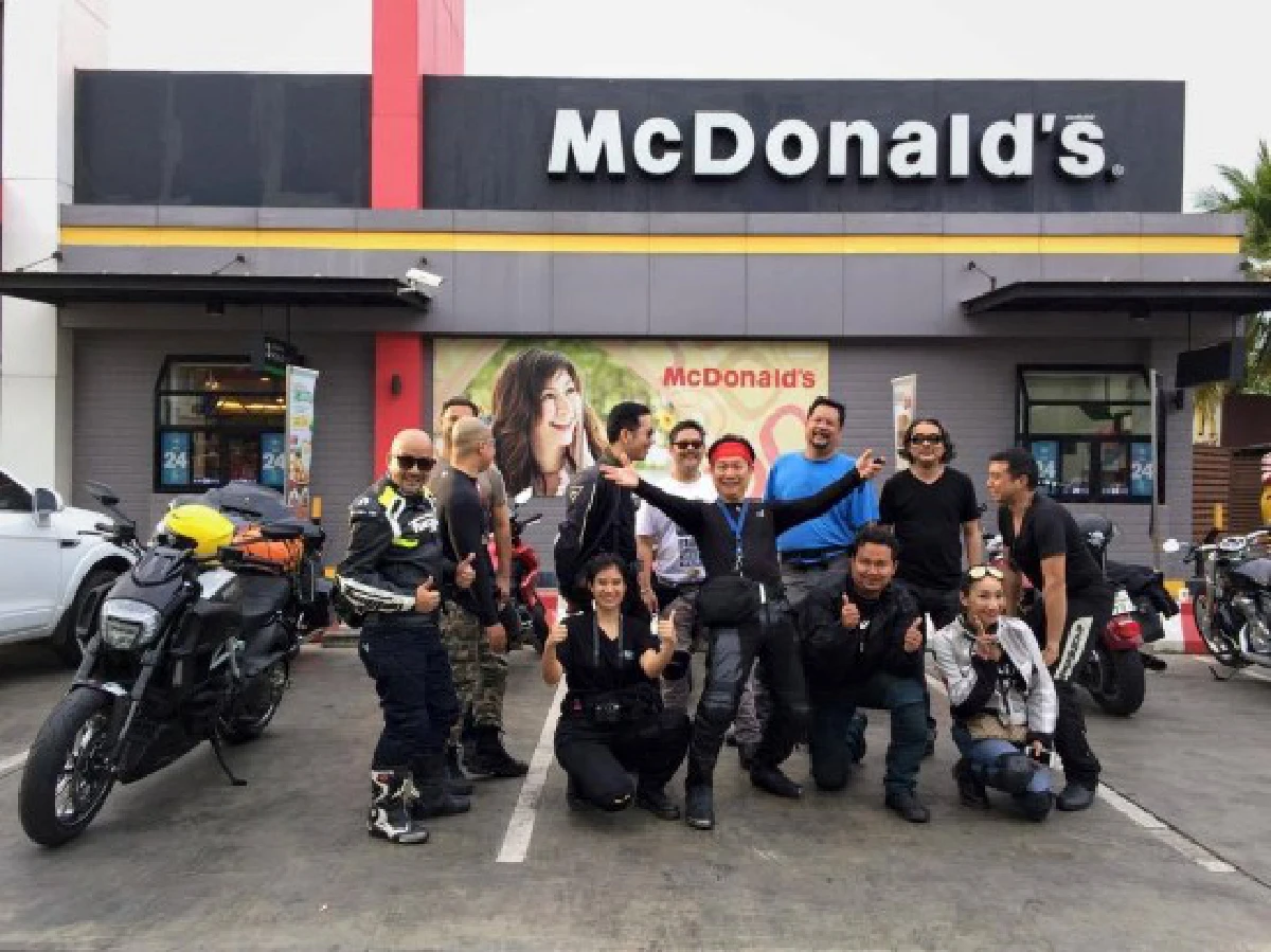 DUCATI DIAVEL CARBON 2015 "Don’t call me a cruiser"