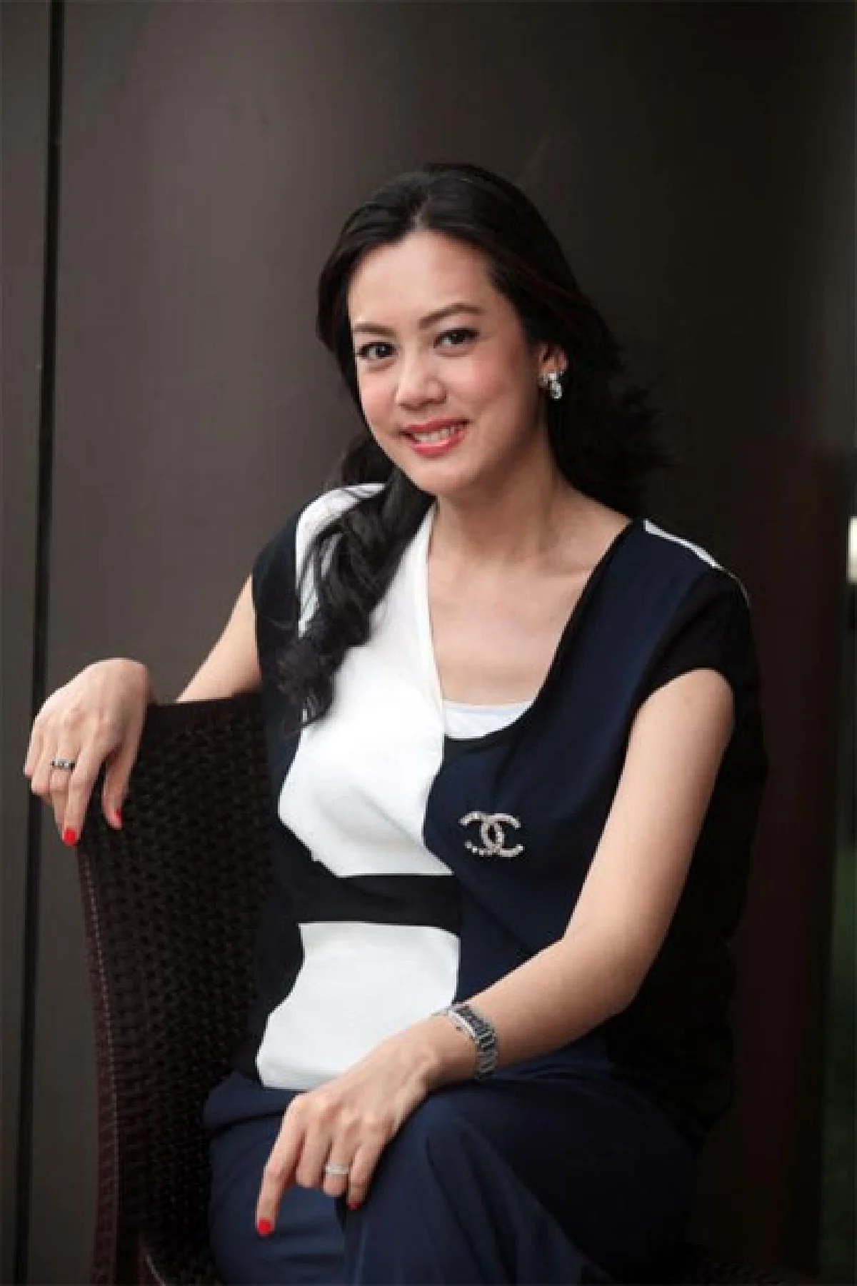 อาทิตยา ดิถีเพ็ญ เรียบง่ายสไตล์มินิมัล