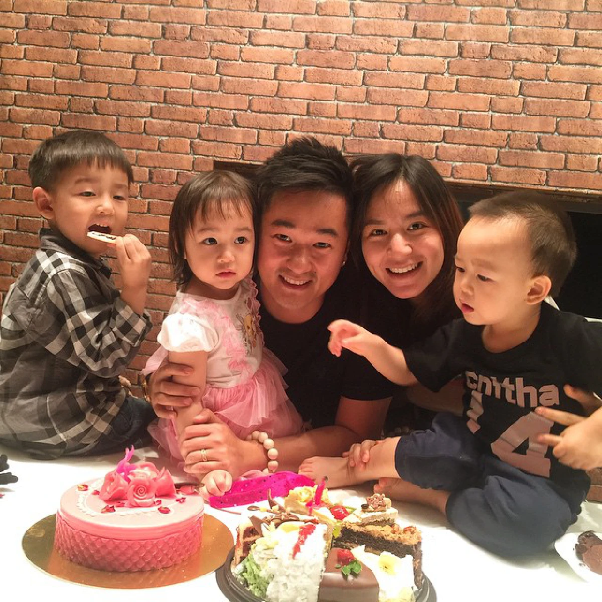 ยังเป๊ะ!"พลอย"โชว์ภาพท้อง7เดือน ลูกคนที่4