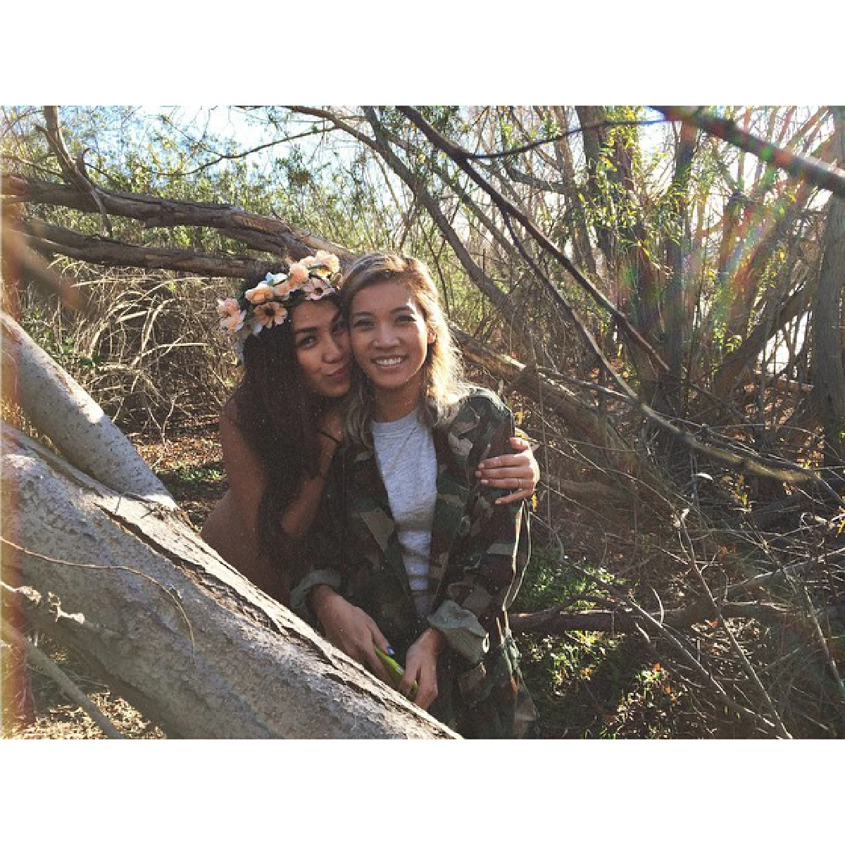 "แคล แคลอรีน"โชว์หวิว!อุ้มท้องถ่ายนู้ด