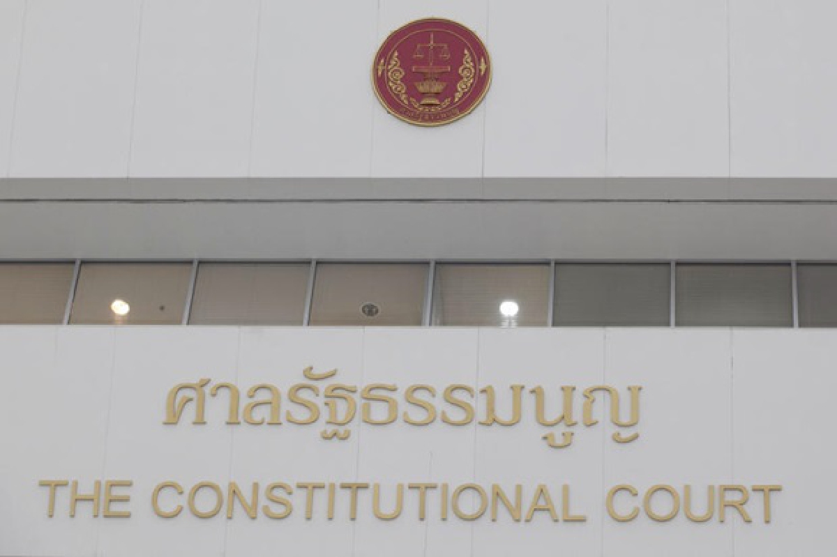 ลดวาระประธานศาลรธน.เหลือ3ปี ลดวาระประธานศาลรธน.เหลือ3ปี