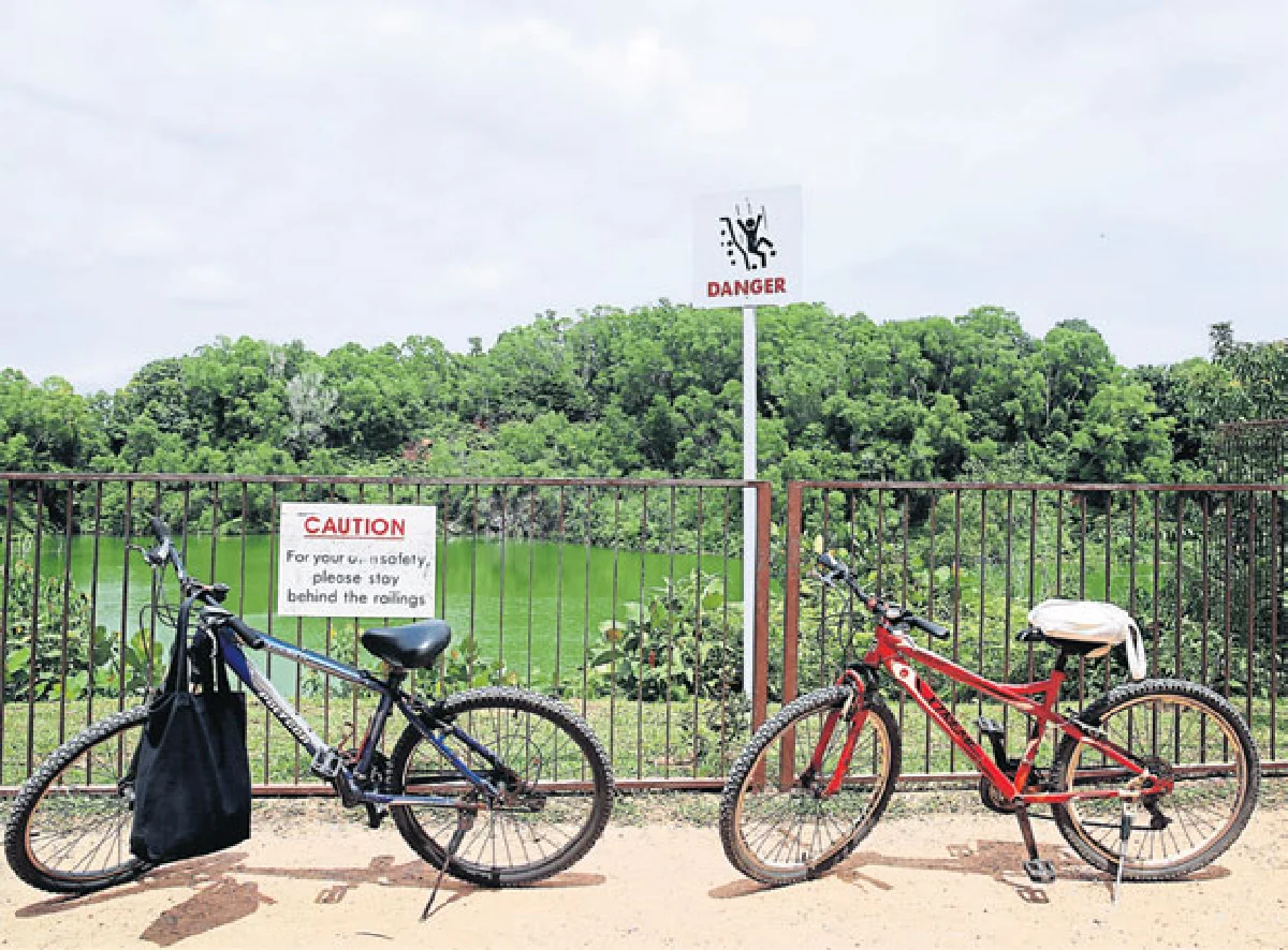 ปูเลา อูบิน เกาะที่มีแต่ต้นไม้กับจักรยาน