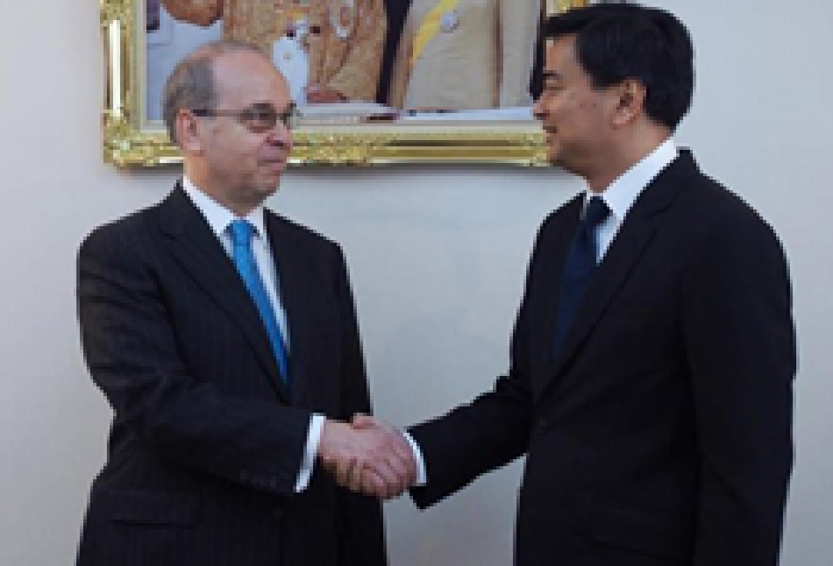 US warns on political 'fairness
