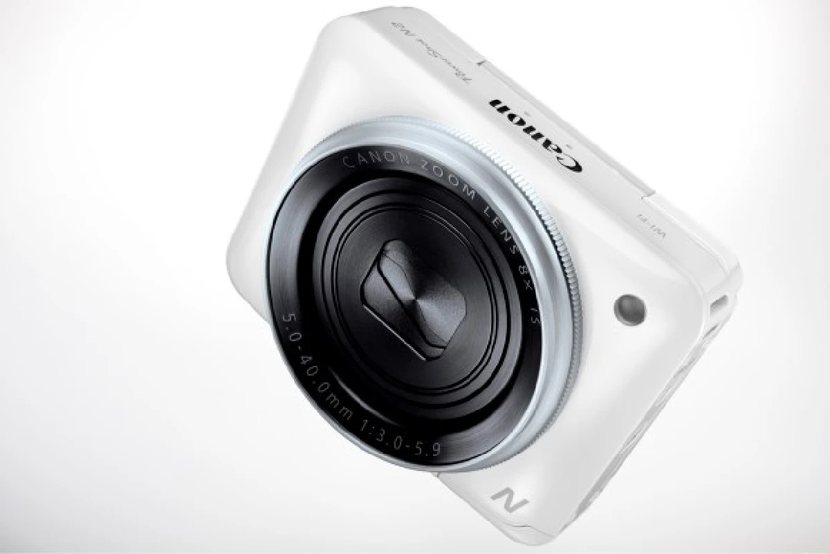 'แคนนอน'ส่งกล้องดิจิตอลเซลฟี่ ปรับจอได้180องศา