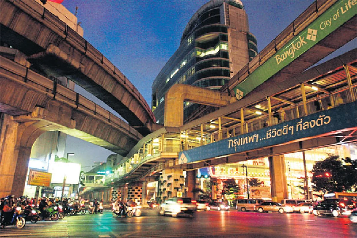 ในเมืองที่ไม่เคยมืดมิด