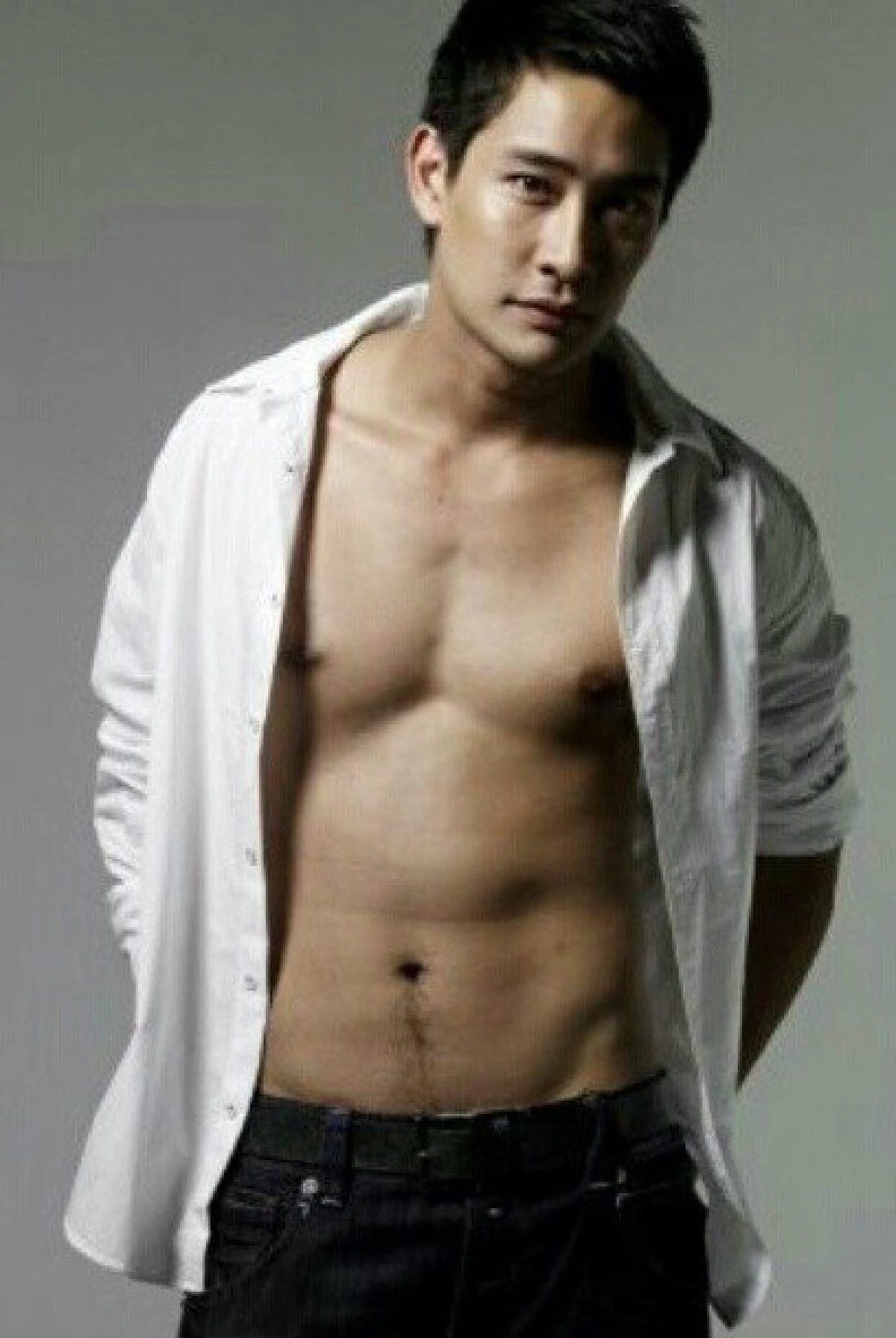 สะกิดต่อมซี้ด!รวมซิกแพคดารา แบบว่าแซ่บเว่อร์