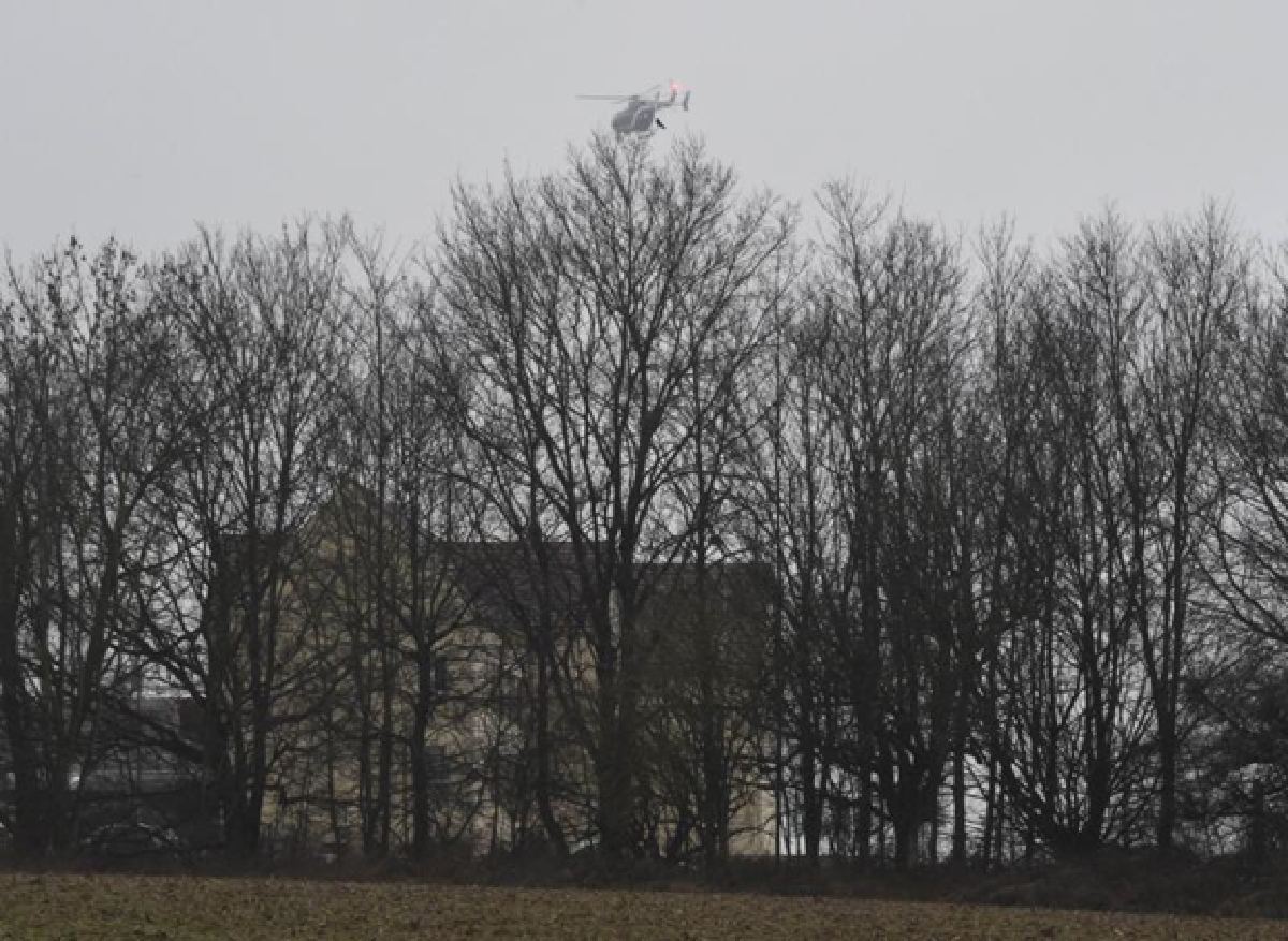 Paris attack: Police kill gunmen, freeing hostages