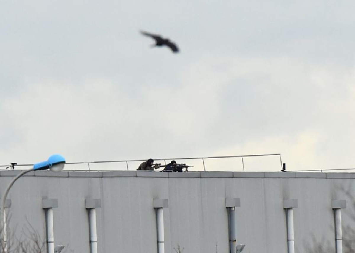 Paris attack: Police kill gunmen, freeing hostages