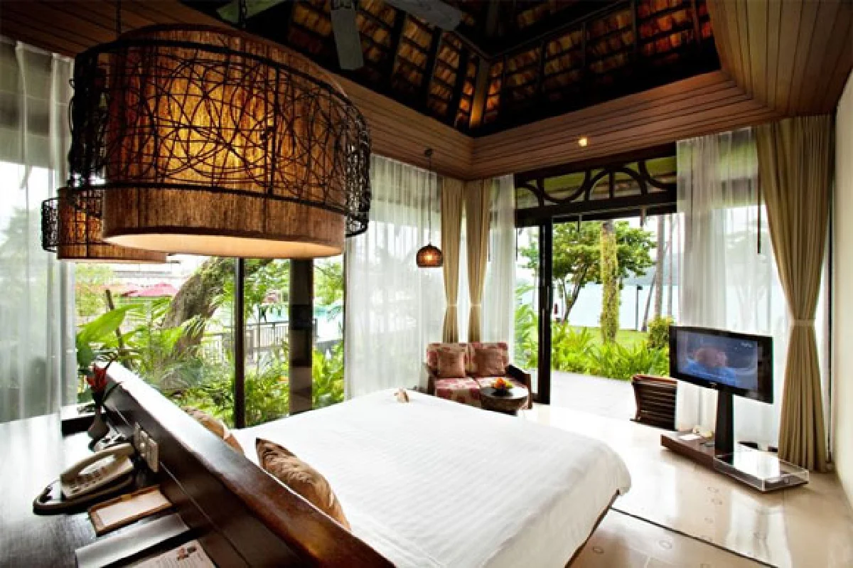 กลิ่นไม้ ไอทะเล