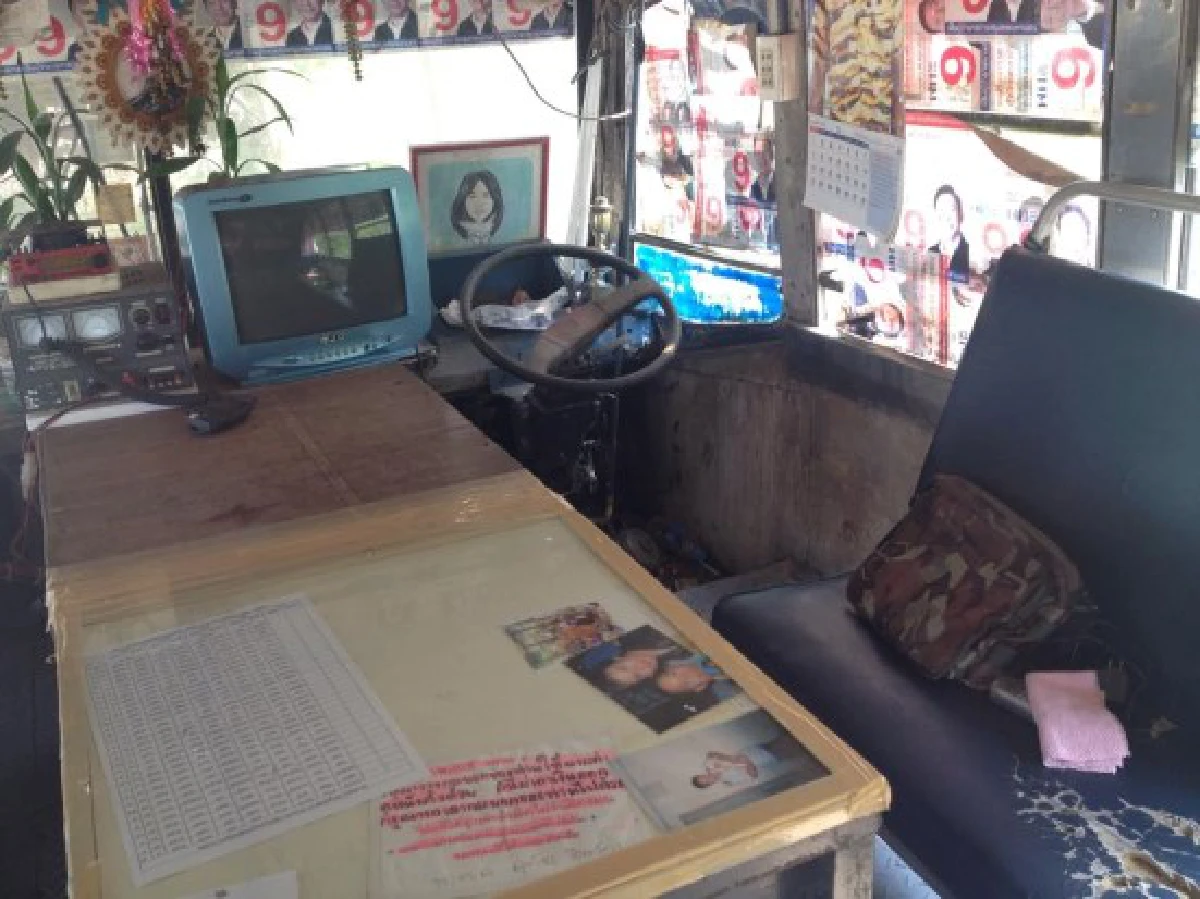 ไอเดียเจ๋ง!แปลงโฉมรถเมล์เก่าเป็น "วิมานพอเพียง"