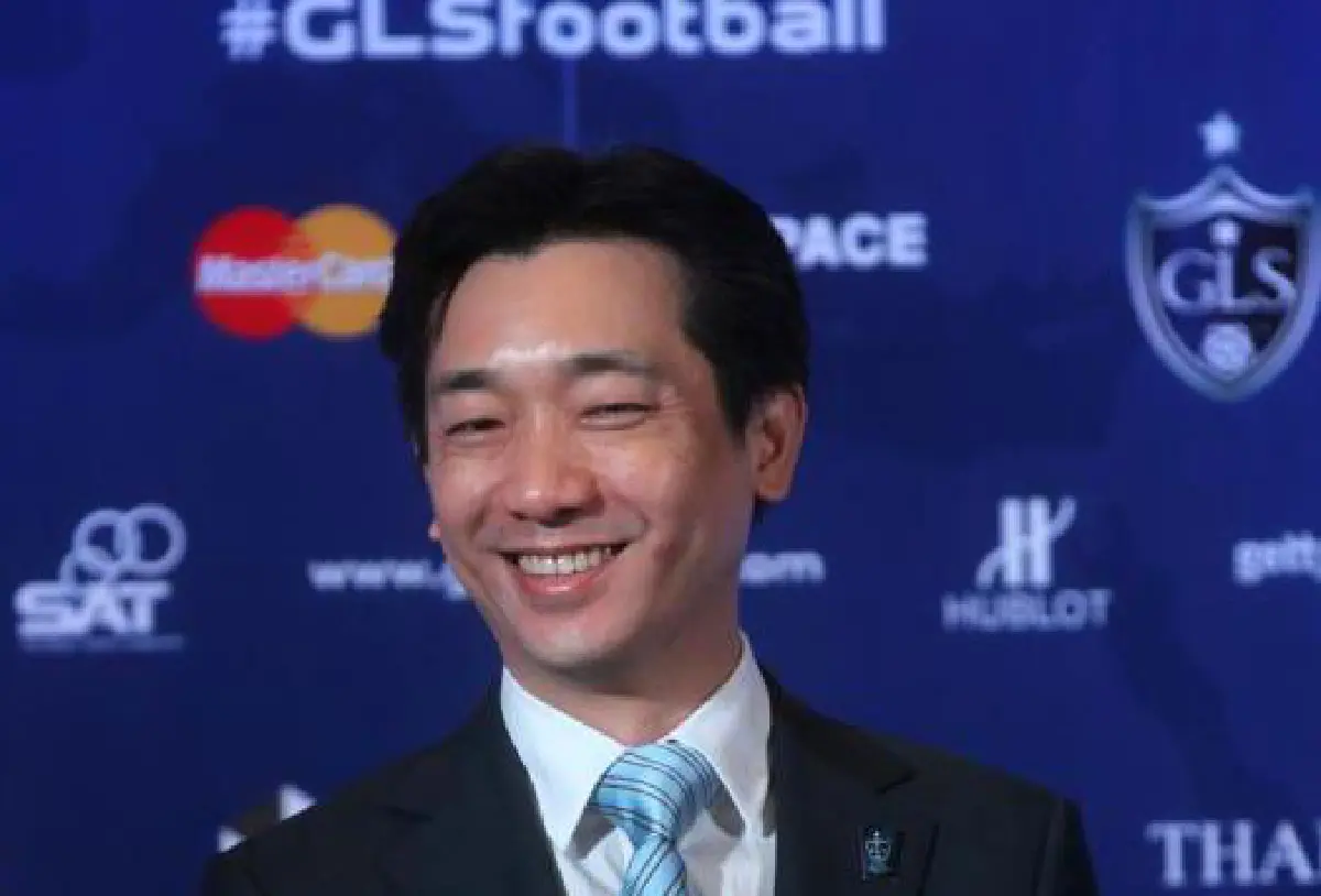 Thai bid for AC Milan confirmed; Silvio says "no" (updated)