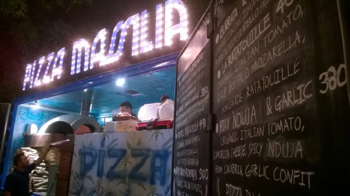 สองเชฟอิตาลีเปิดตัวรถขายพิซซ่าในไทย