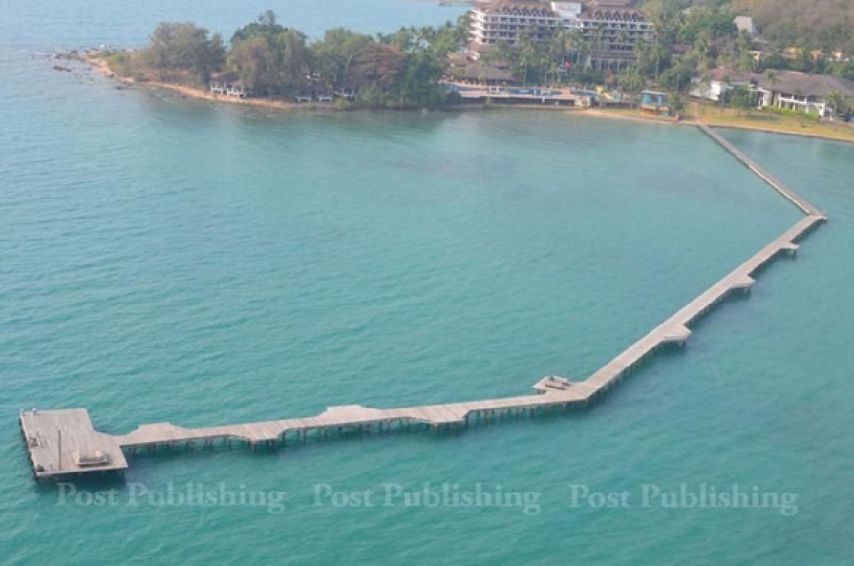 Order to demolish hotel pier sparks legal fight