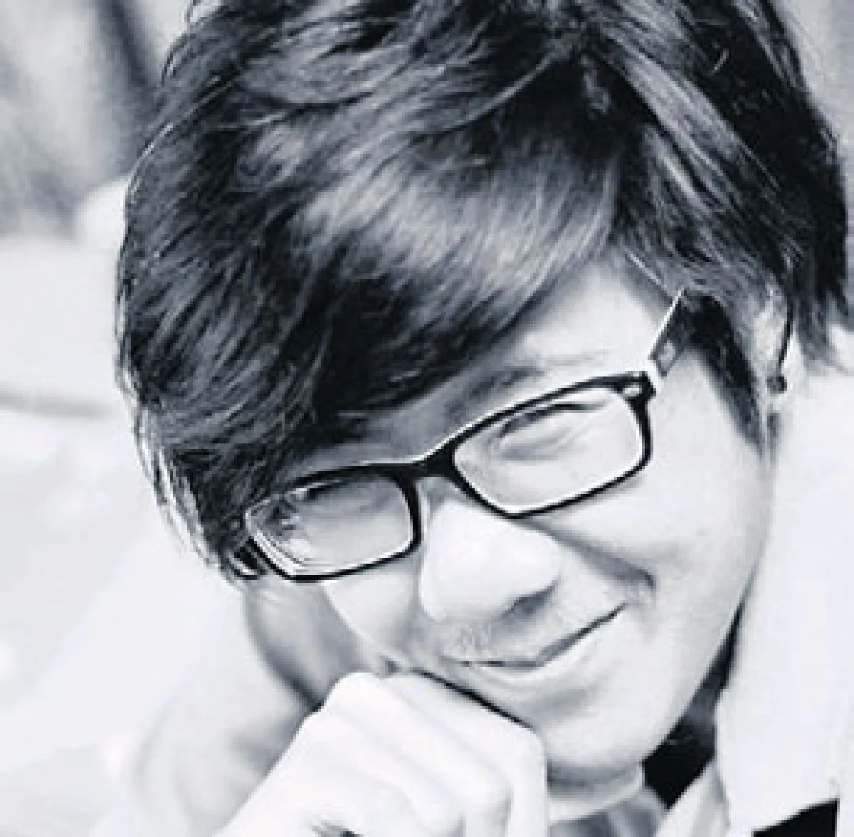 คิดอย่างไรกับ พระที่ยืนบิณฑบาตแทนการเดิน?