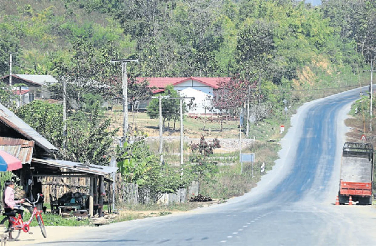 นั่งรถเที่ยวลาว : หลวงพระบางบริบูรณ์