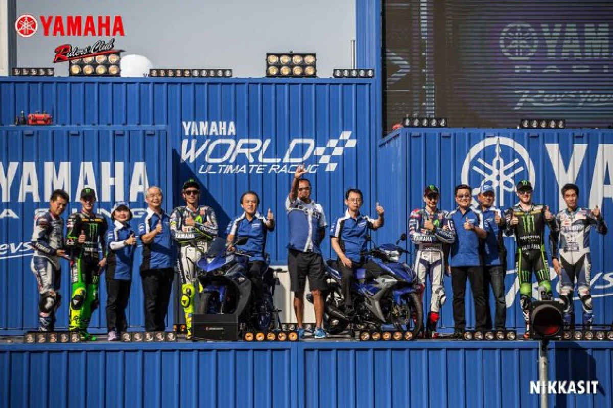 สัมผัสแรก "YZF-R3" ใน  YAMAHA WORLD ULTIMATE RACING