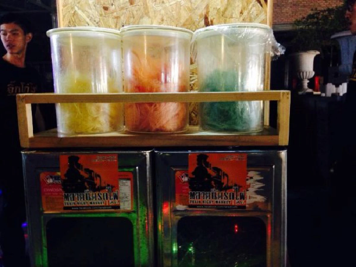 "จิ๊กโก๋ โรตี" โรตีสายไหมฉบับ'เด็กแนว