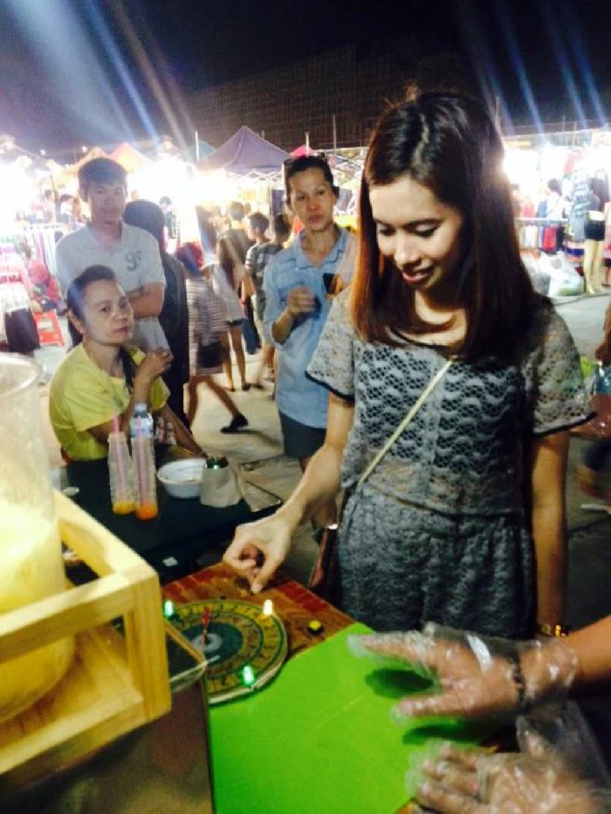 "จิ๊กโก๋ โรตี" โรตีสายไหมฉบับ'เด็กแนว