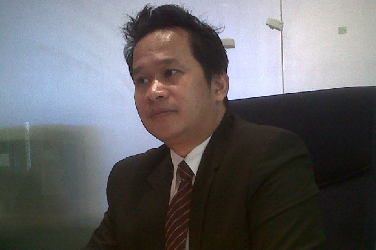 พท.ติงสื่อถามนายกฯไม่สร้างสรรค์ พท.ติงสื่อถามนายกฯไม่สร้างสรรค์
