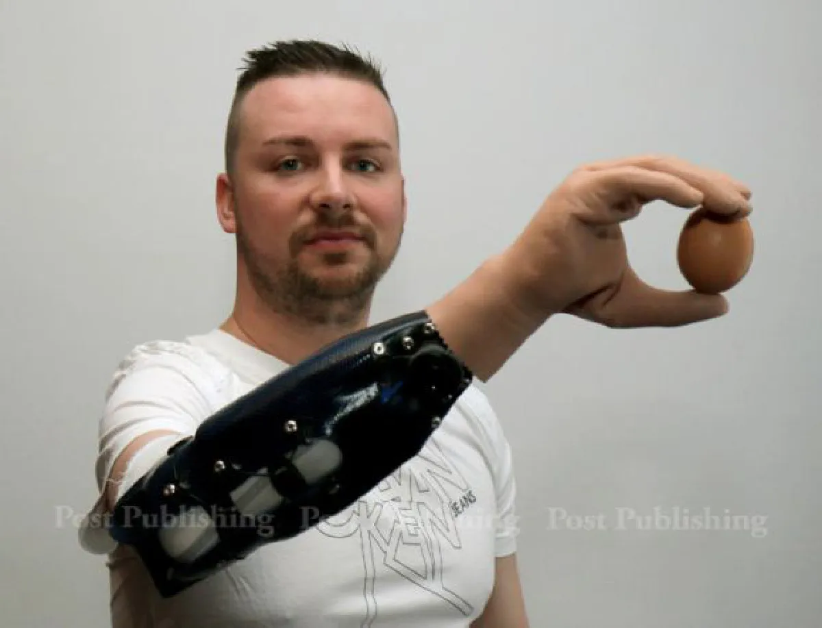 Robot hand almost as good as the old real hand (with video)