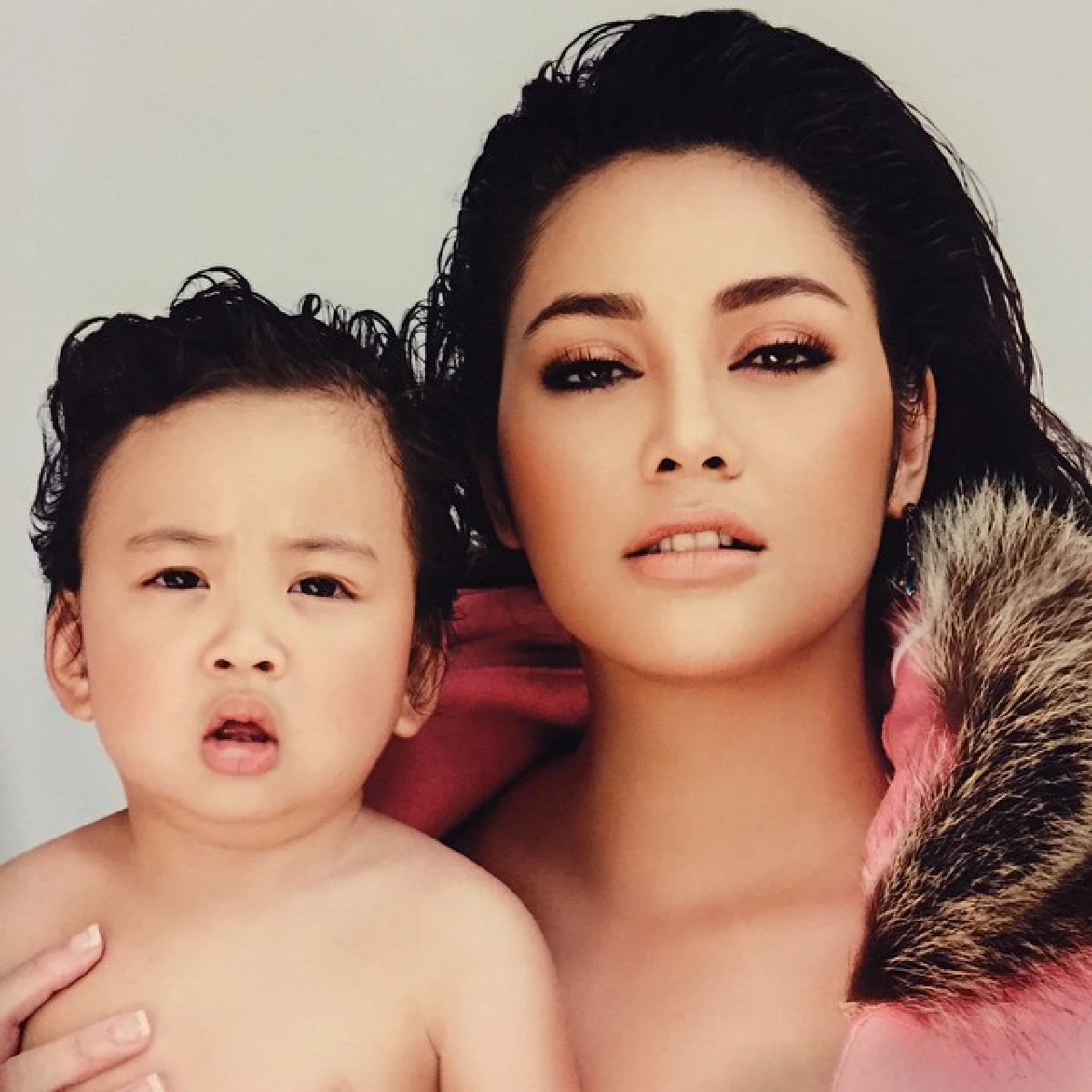 คุณแม่สุดเซ็กซี่!"ตั๊ก"เผยภาพแฟชั่นคู่"น้องข้าวหอม"