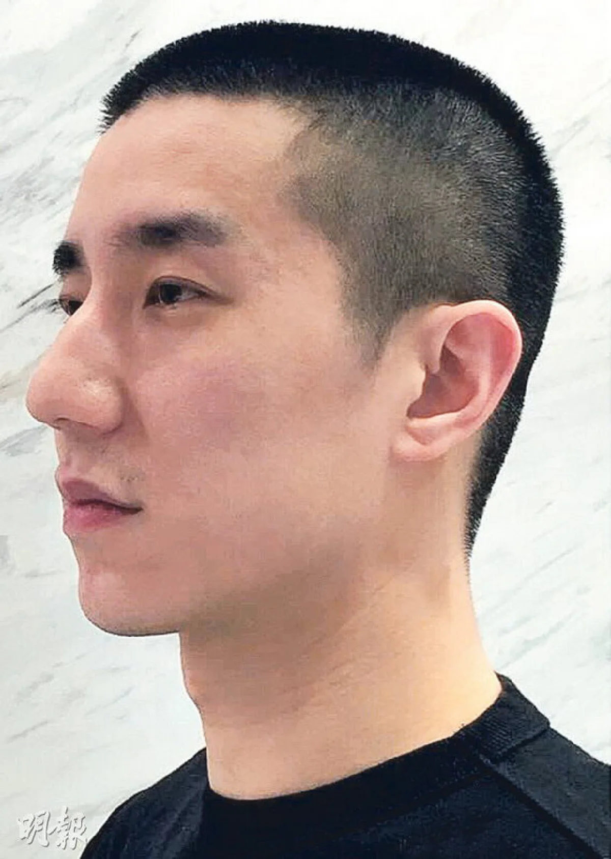 "เฉินหลง"ตัดผมให้ลูกชายเพื่อเริ่มต้นชีวิตใหม่