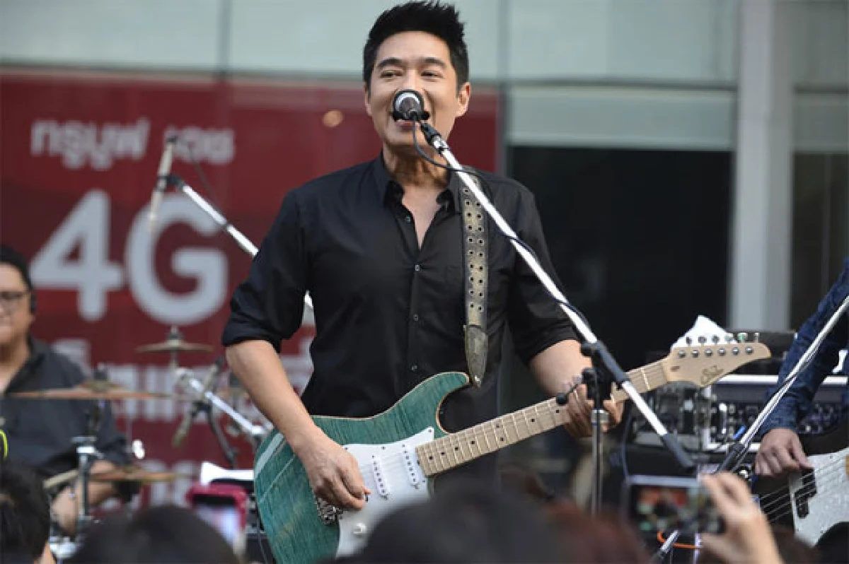 รักสุดใจ (พี่ๆ) นูโว (เท่านั้น)