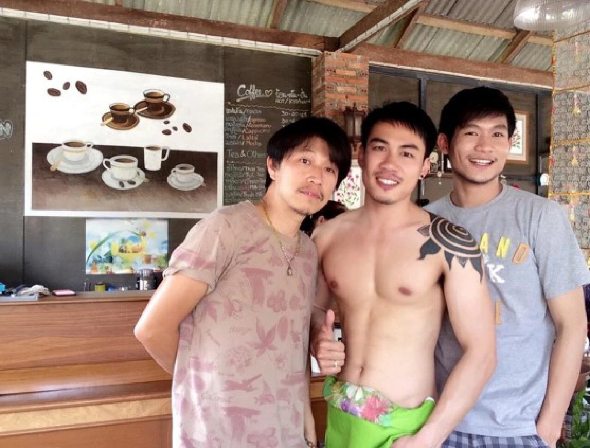 ฮือฮา!พ่อค้ากาแฟล่ำบึ้กเมืองลำพูน