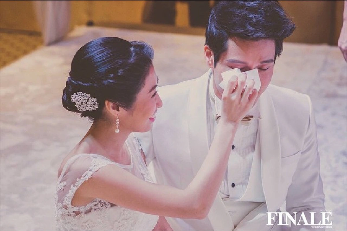 ชื่นมื่น!"กลม นพพล"หมั้นแฟนสาวดีกรีคุณหมอ