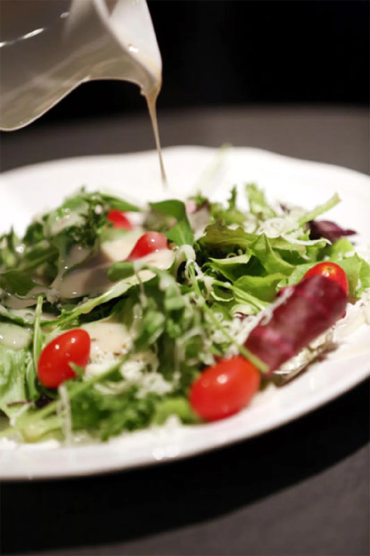 บีไฮด์ เดอะ ซีน บาร์ ดื่มด่ำกับบรรยากาศโรงละคร