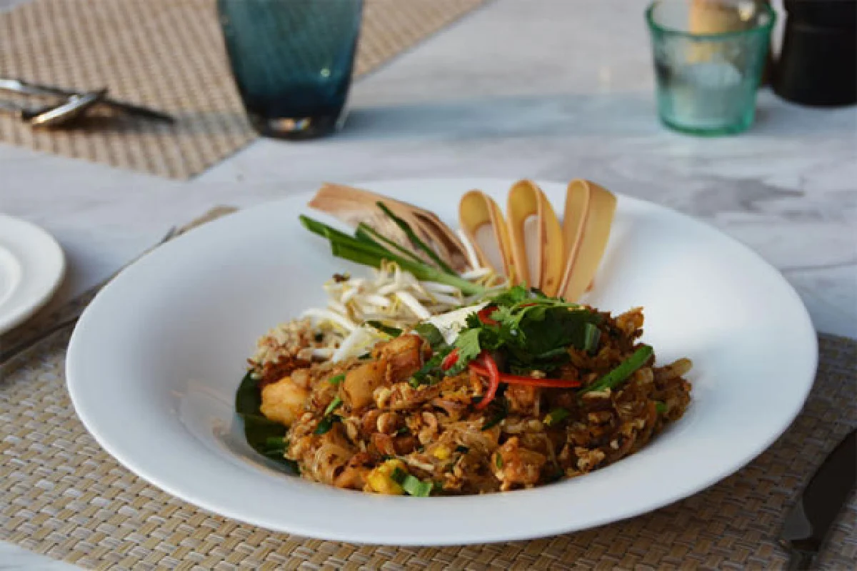 ภัทระ สังวาลย์ ‘เชฟภู’ นักบุกเบิกหลังเตาไฟ