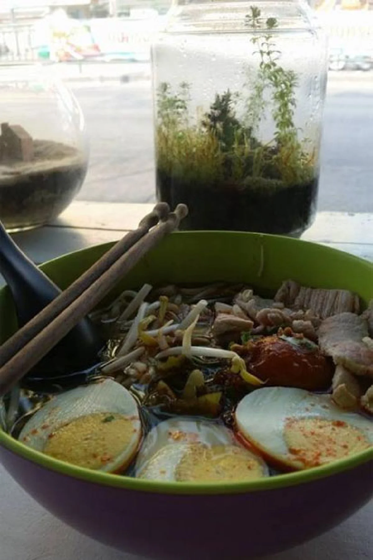 น้ำเงี้ยวหลากเส้น @ร้านเจียงฮาย