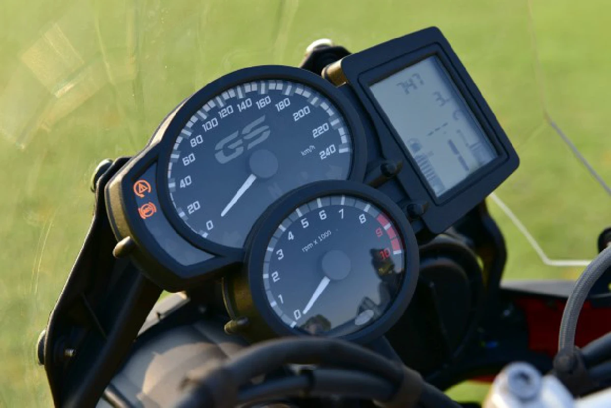 บีเอ็มดับเบิลยู F 800 GS ทัวร์ริ่งเอ็นดูโร่เพื่อความมันส์