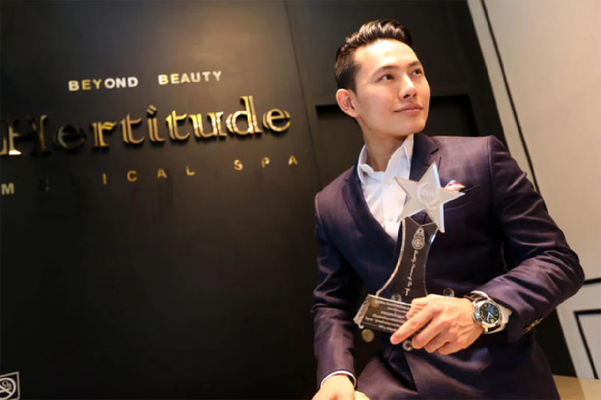 วรพจน์ ศิรามังคลานนท์ คุณหมอนักบริหารระดับมือรางวัล