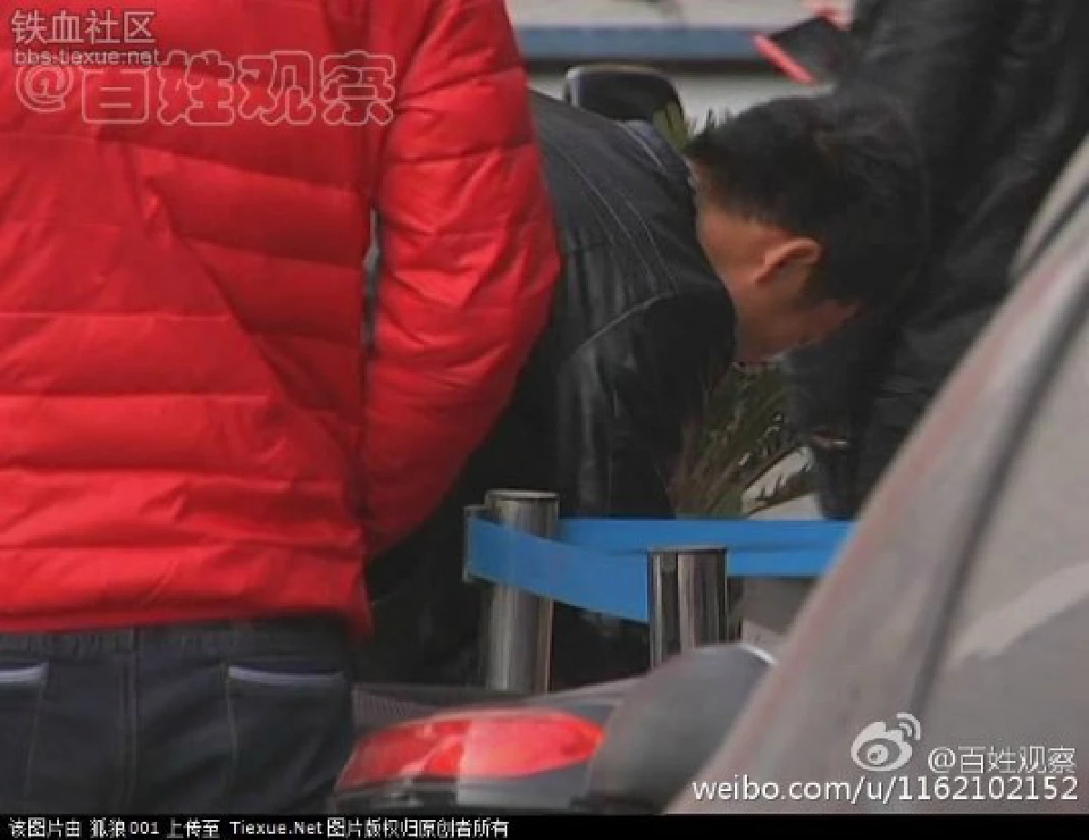 สาวจีนร้องไห้หนักมาก!แฟนให้ของขวัญเป็น'คอร์สเสริมเต้า'