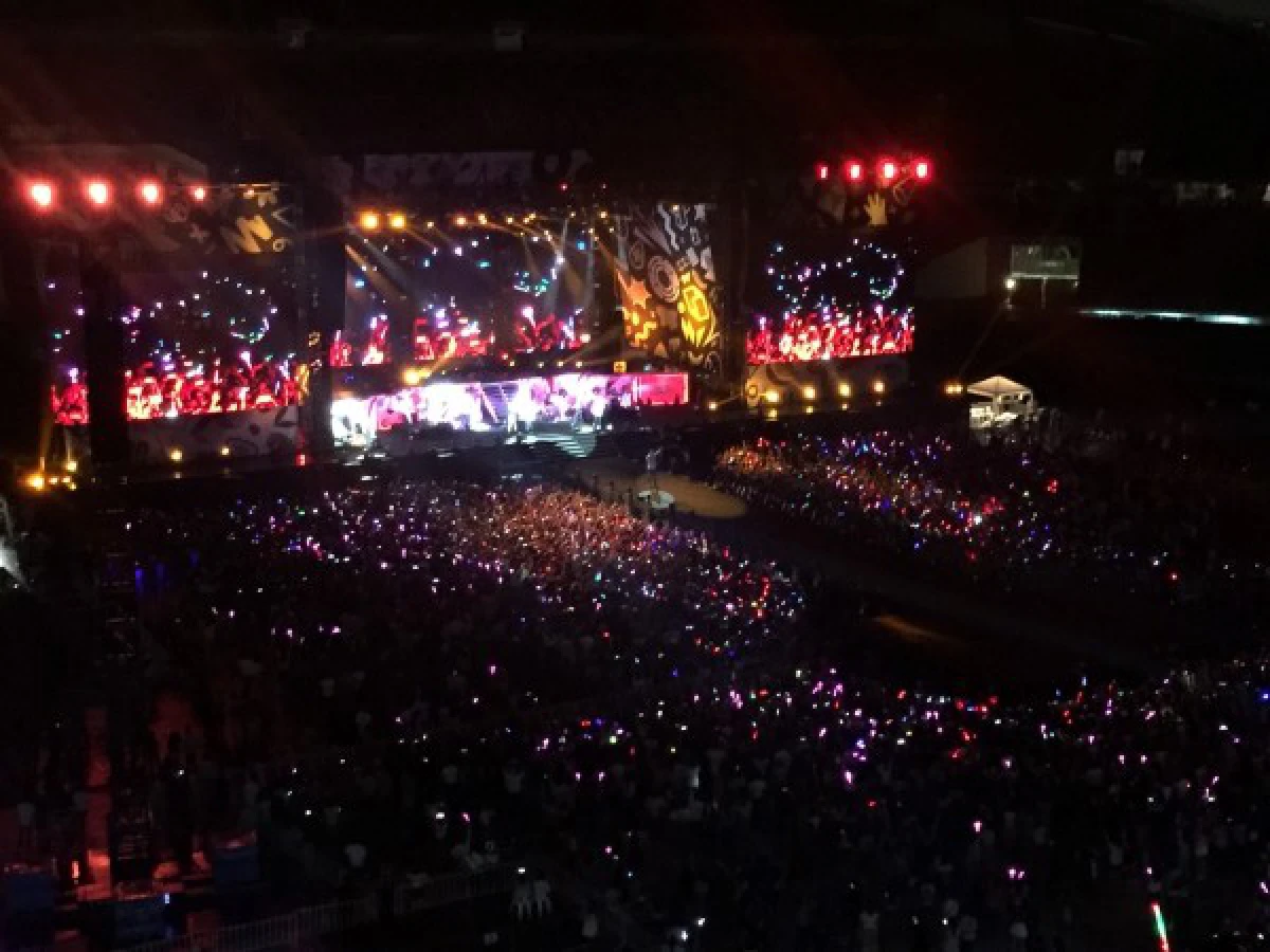 หล่อมันส์ฟิน!One Directionจัดเต็มคอนเสิร์ตครั้งแรกในไทย (ชมภาพชุด)