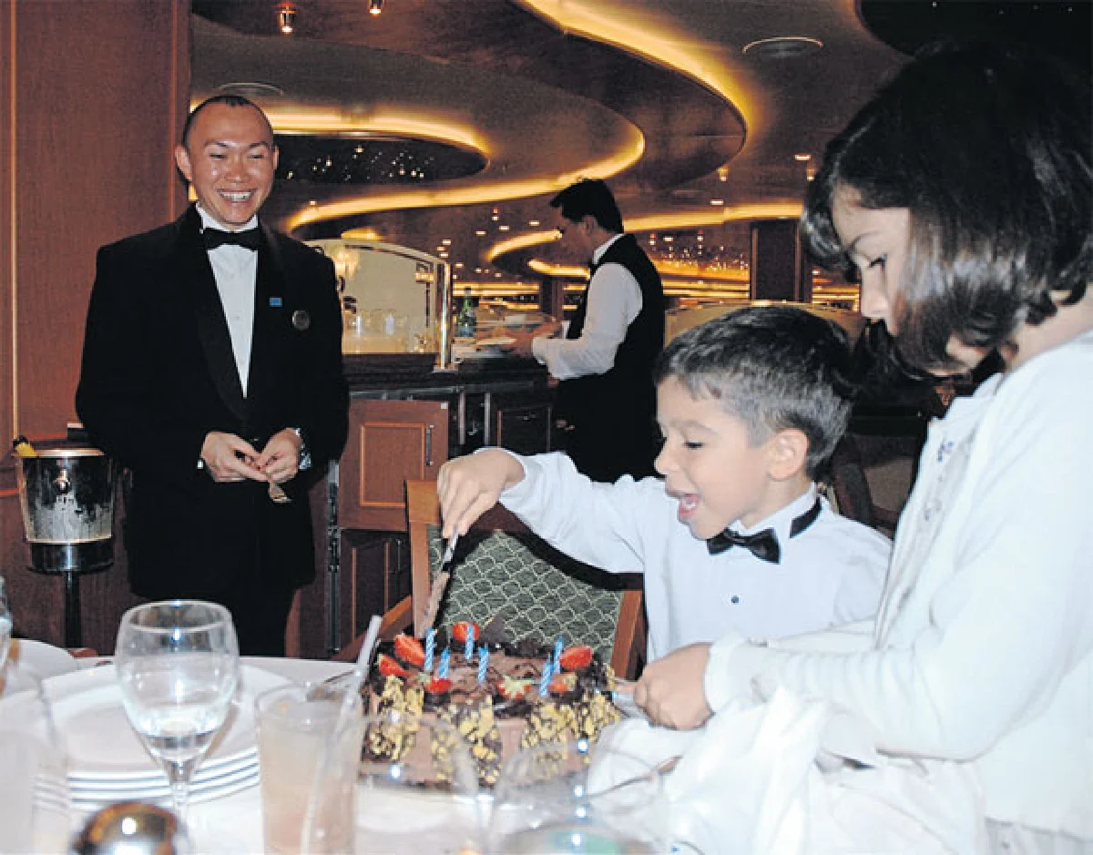 เรือเอียงดิ่งกลางมหาสมุทร นาทีเฉียดตายของ สมรัชนะ มูลสาย