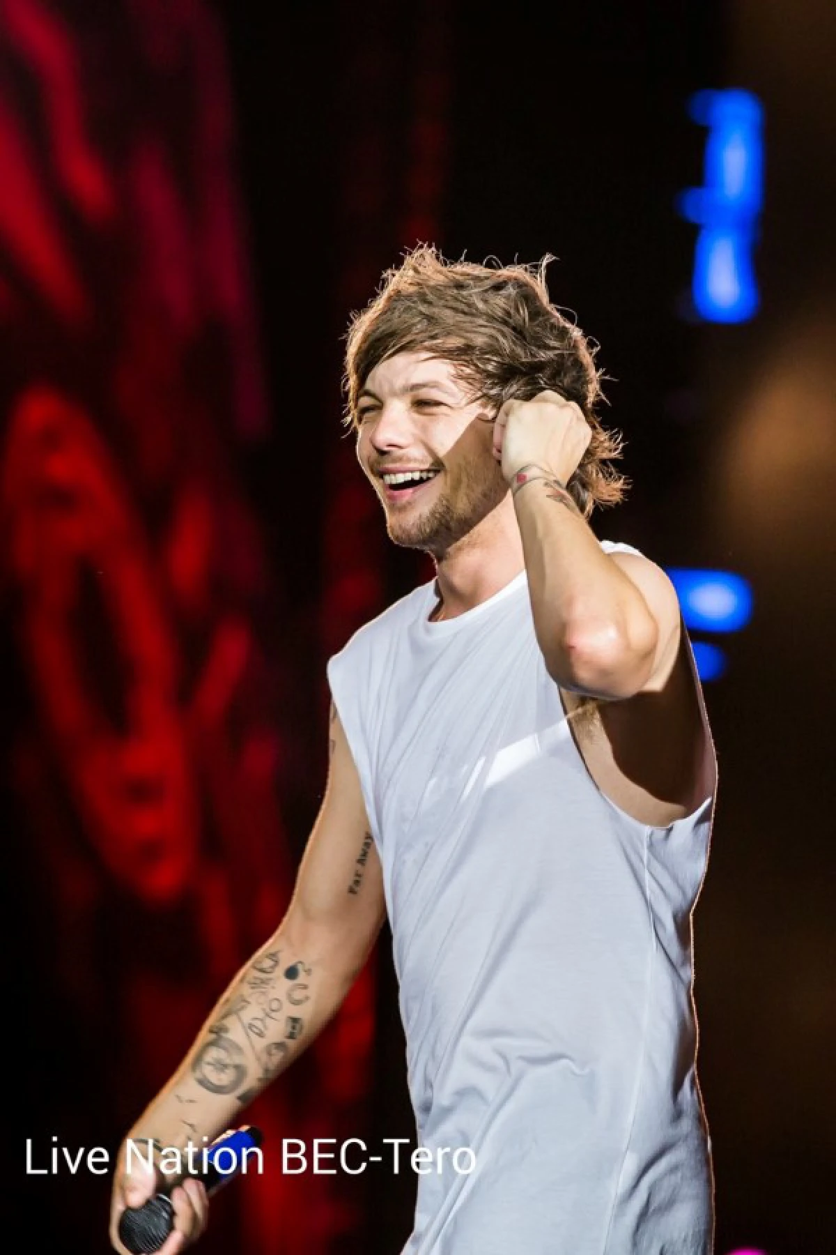 หล่อมันส์ฟิน!One Directionจัดเต็มคอนเสิร์ตครั้งแรกในไทย (ชมภาพชุด)