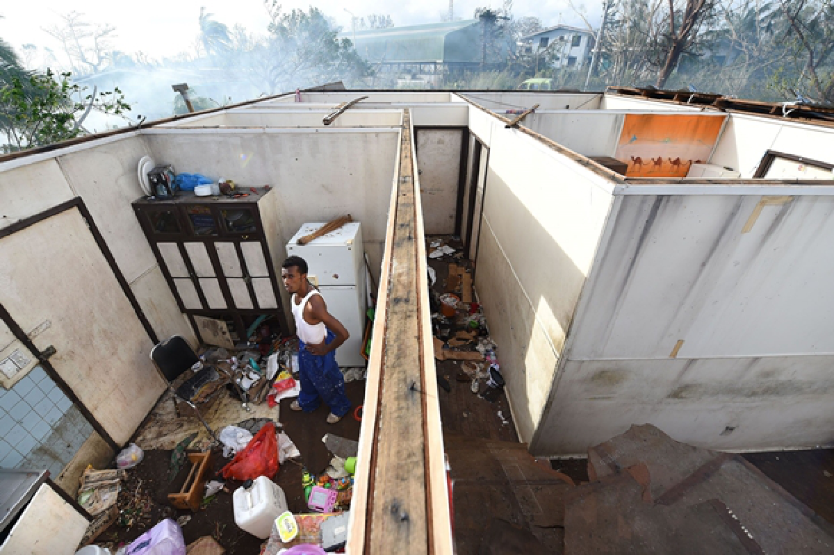 Cyclone Pam survivors struggle to recover