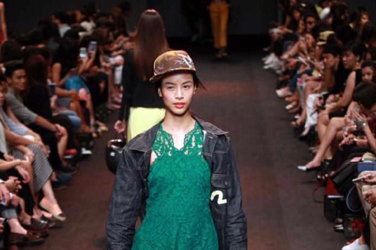 อัพเดทแฟชั่นรันเวย์ ELLE/ELLEMEN Fashion Week SS2015 อัพเดทแฟชั่นรันเวย์ ELLE/ELLEMEN Fashion Week SS2015