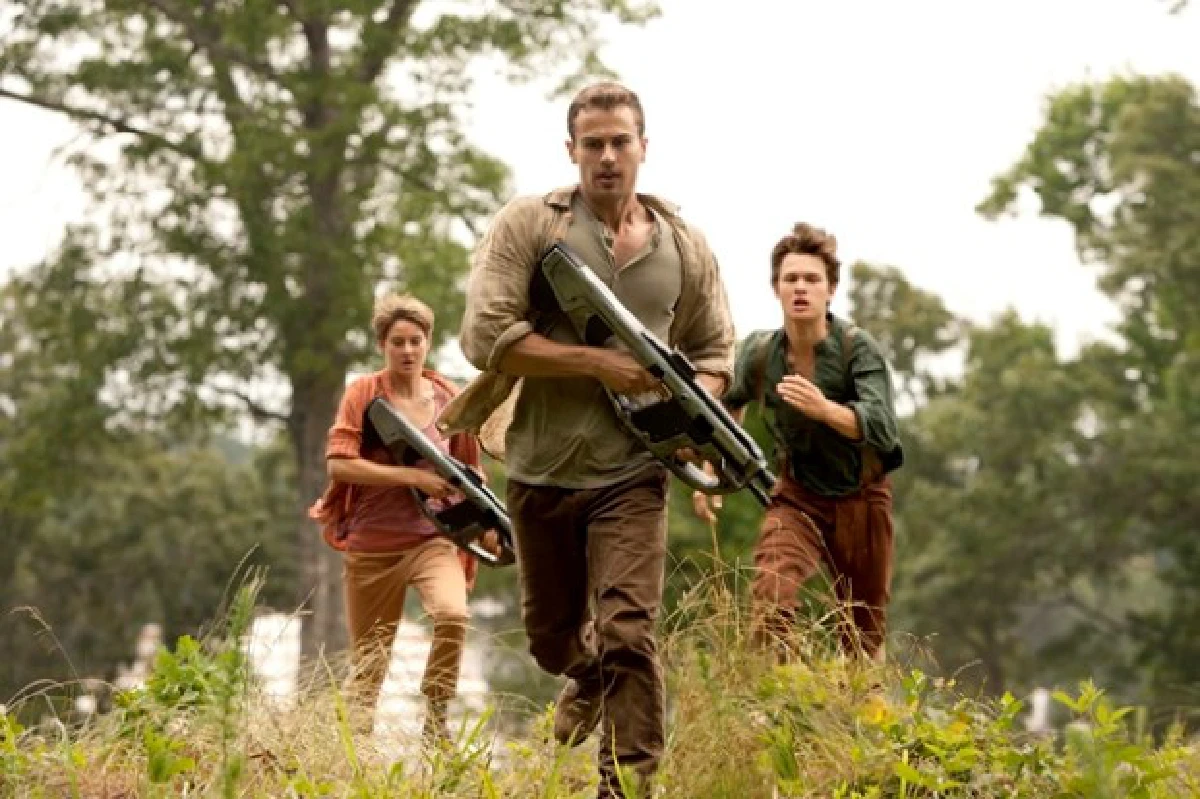 ชวนดู!"INSURGENT คนกบฏโลก"หนังไซไฟภาคต่อจาก Divergent