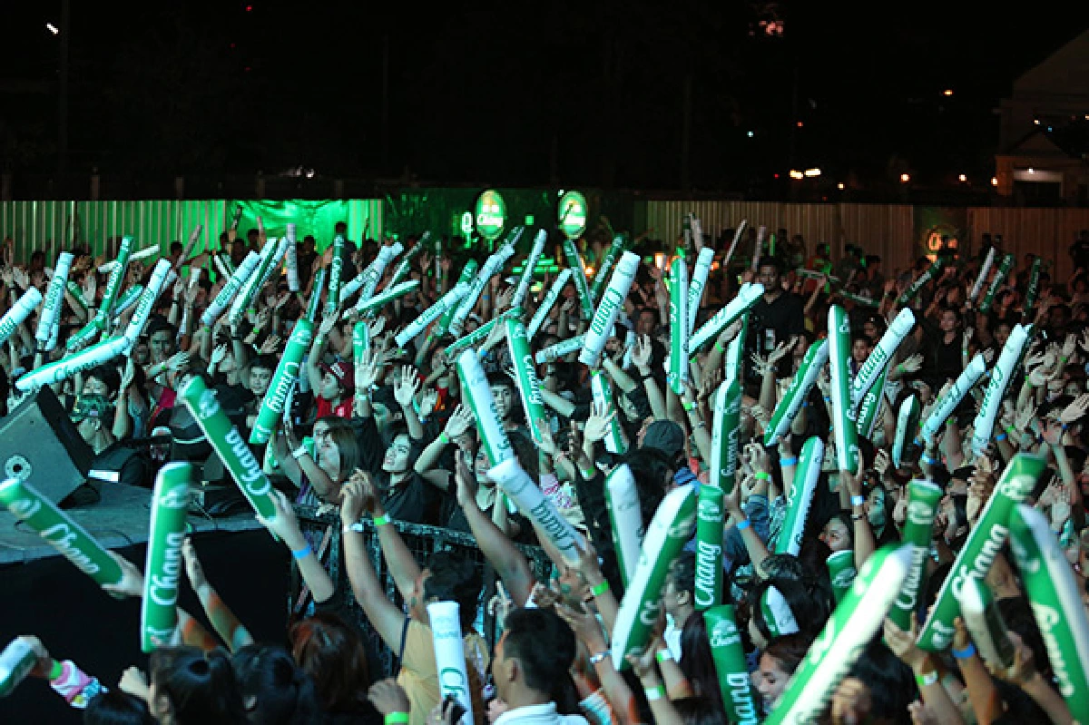 “ช้าง” เติมเต็มคำว่าเพื่อน กับคอนเสิร์ต “ช้าง มิวสิค คอนเนคชั่น” ในคอนเซ็ปต์ เดอะร็อค คอนเนคชั่น บาย โมเดิร์นด๊อก ที่ “จังหวัดสุราษฏร์ธานี”